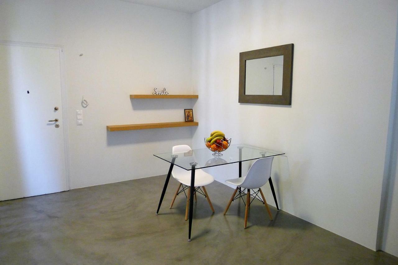 Deluxe Apartment In Vouliagmeni Athens Ngoại thất bức ảnh